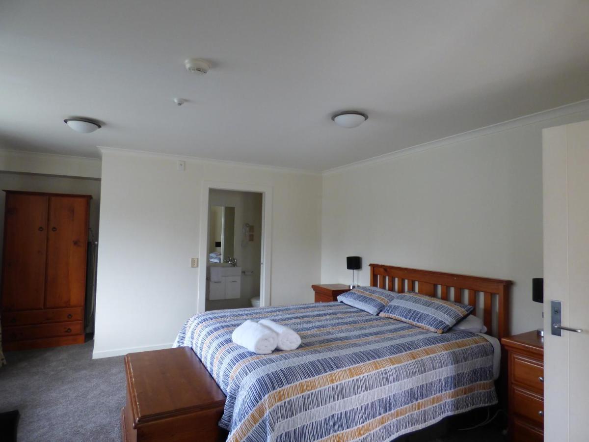 Sahara Deluxe Studios Dunedin Luaran gambar